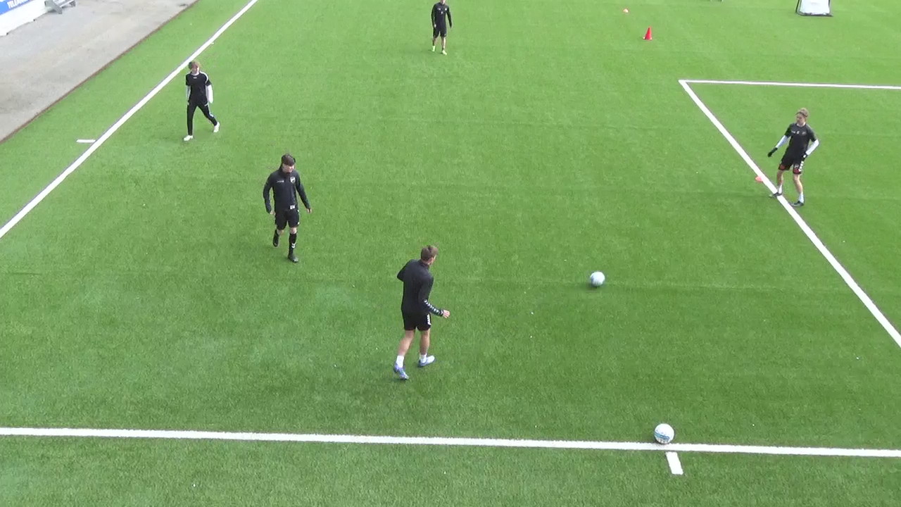 22 Pasning-touch.MP4